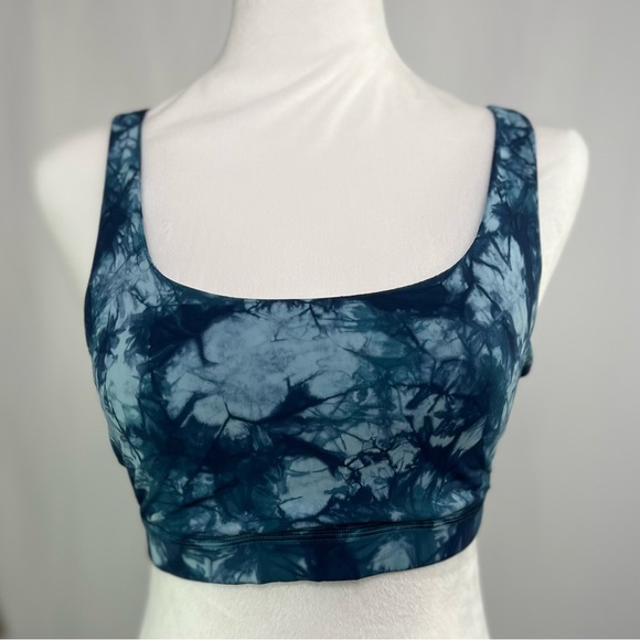 NEW / Lululemon Energy Bra *Shibori / B001 - Picture 6 of 7